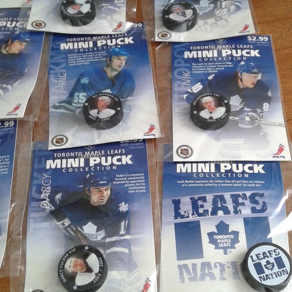 Toronto Maple Leafs Collectible Mini Pucks - Picture 4 of 12
